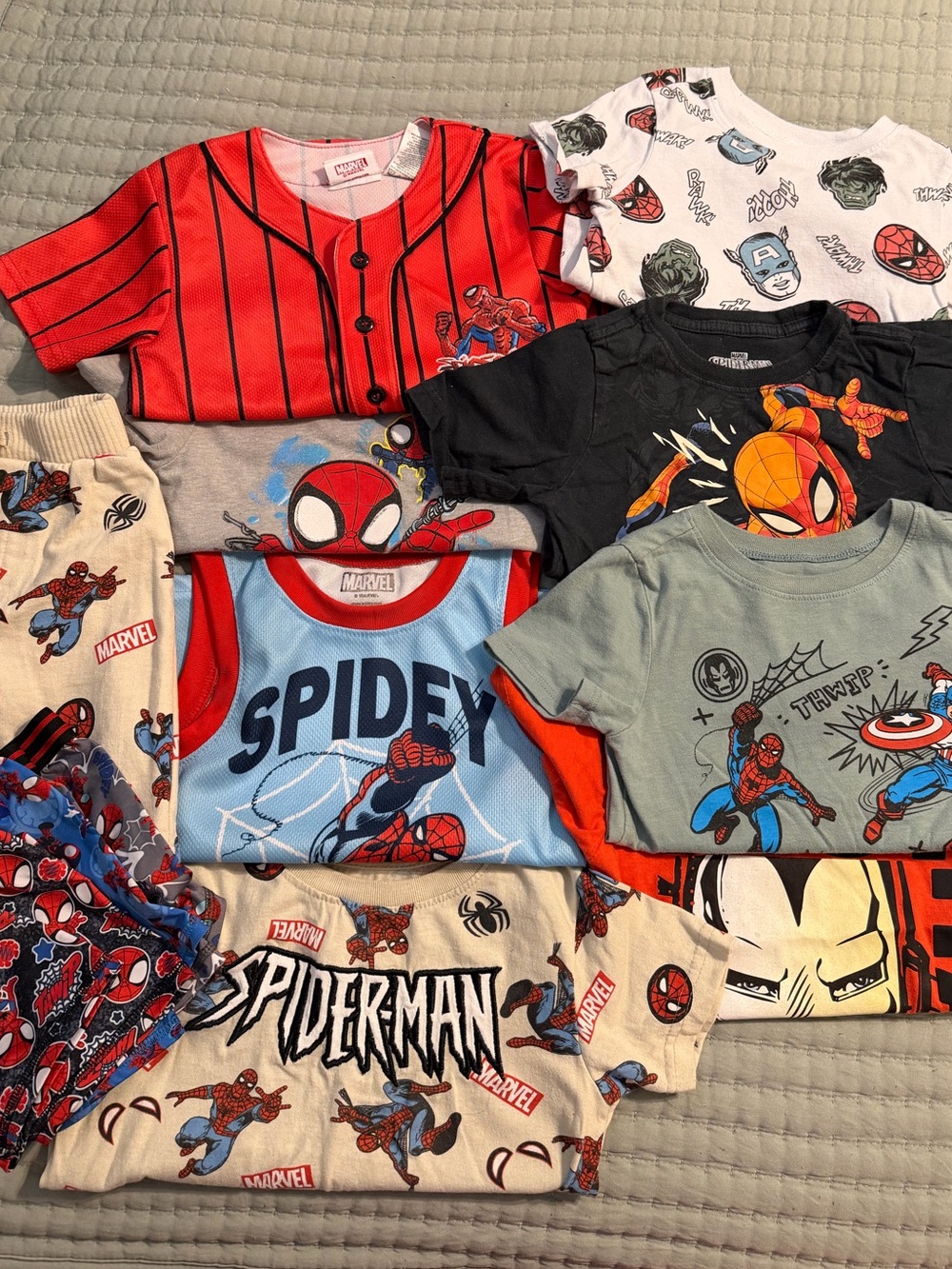 Spider-Man/Marvel 4T boy bundle